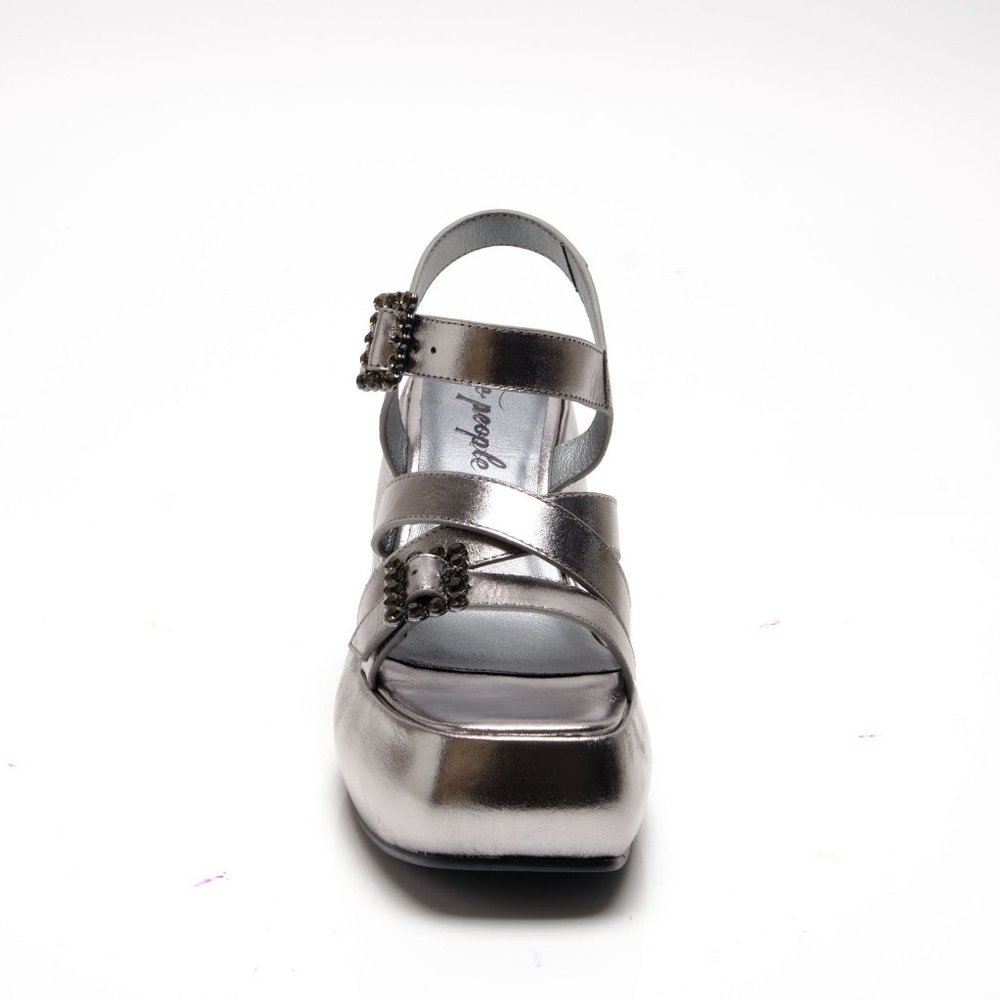 🎉LAST CHANCE🎉 FREE PEOPLE Brooklyn Platform Heels / Chrome Metallic Leather - Picture 8 of 12